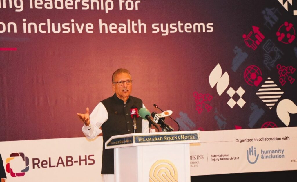 Dr. Arif Alvi presenting at the GRLI 2023 Pakistan